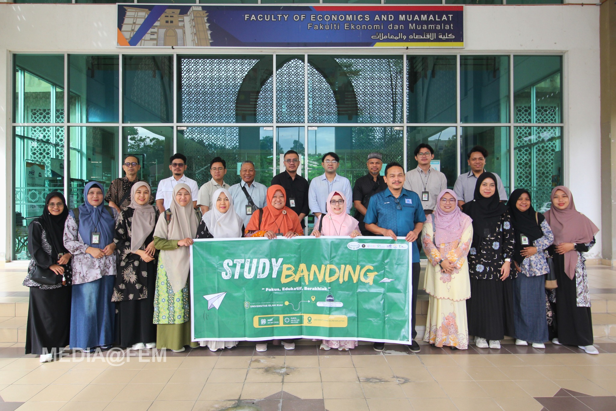FEB Universitas Islam Riau Laksanakan Kunjungan Akademik ke FEM USIM Malaysia
